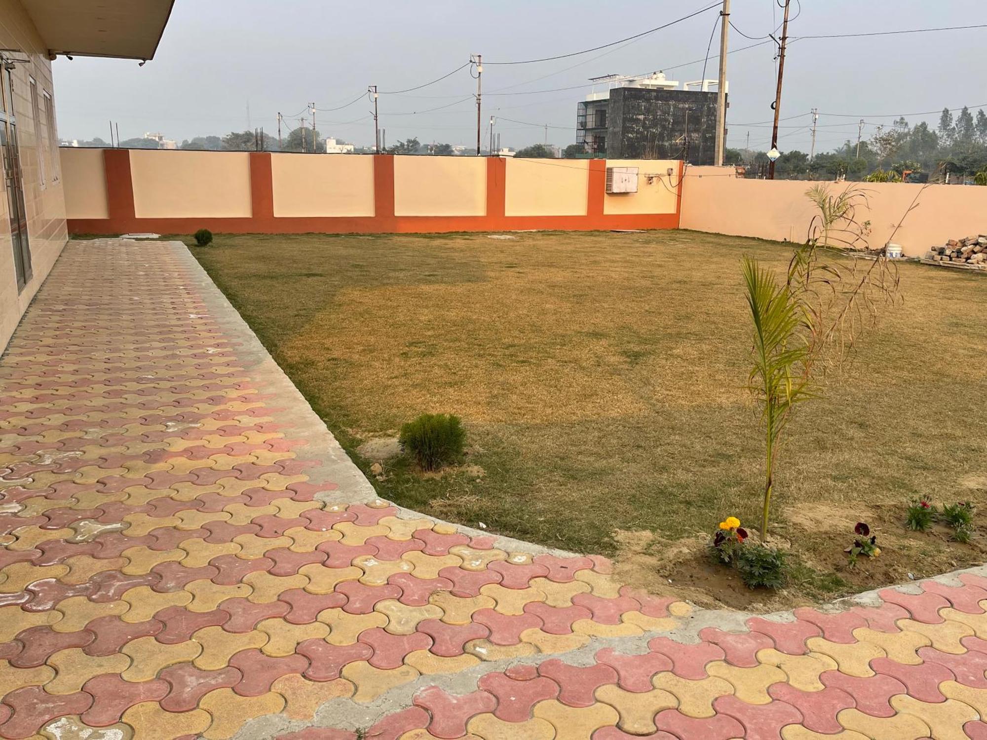 Shrinath Residency Hotel Greater Noida Kültér fotó