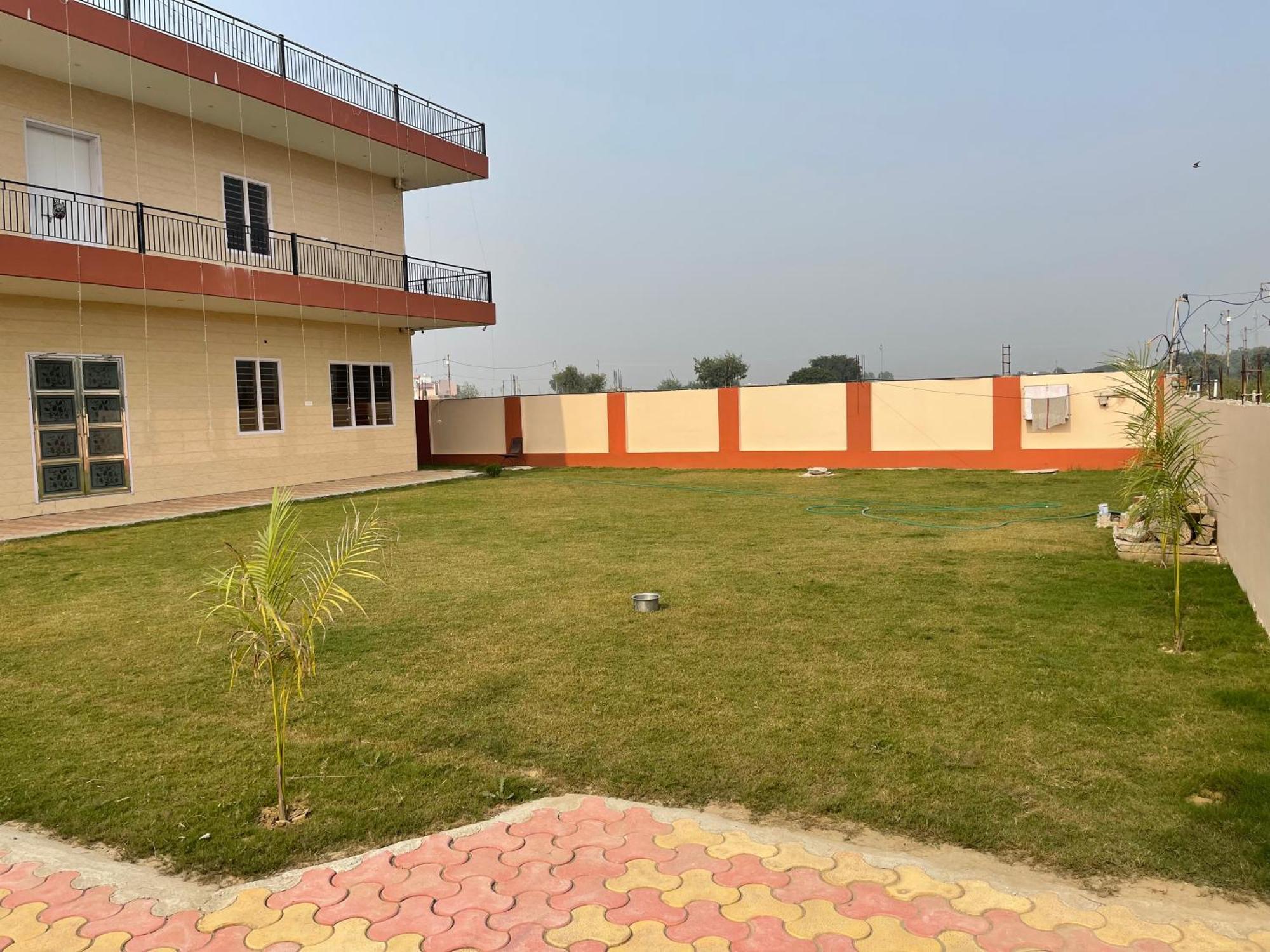 Shrinath Residency Hotel Greater Noida Kültér fotó